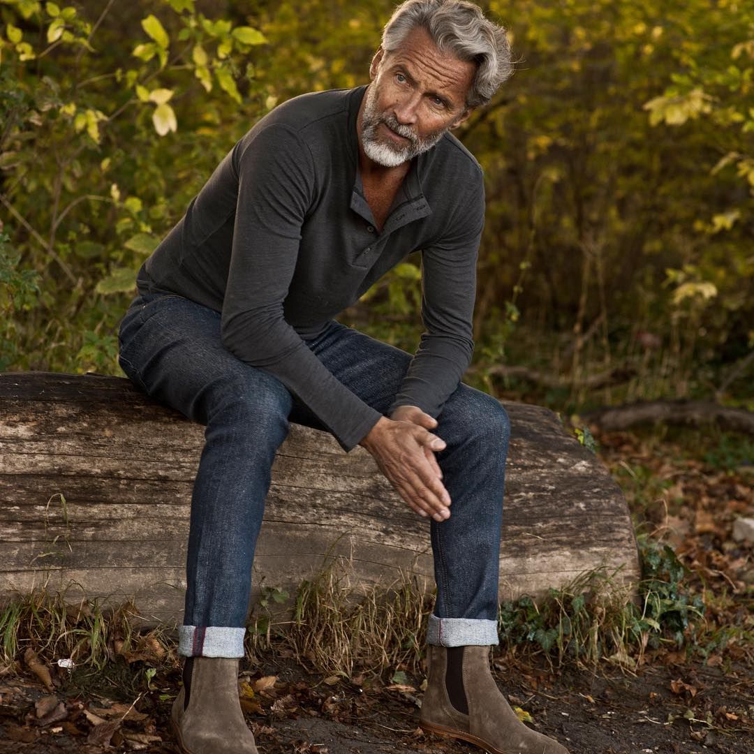 📸<a href="/splice_paris/">Marion // SPL!CE</a>:
Notre tunisien gris charbon en lin français avec un jean en lin @daodavy et des boots @labottegardiane pour un look 100% made in 🇫🇷 - - - Our grey buttoned linen tee with @daodavy linen jeans and @labottegardiane b… ift.tt/2BoKd6s