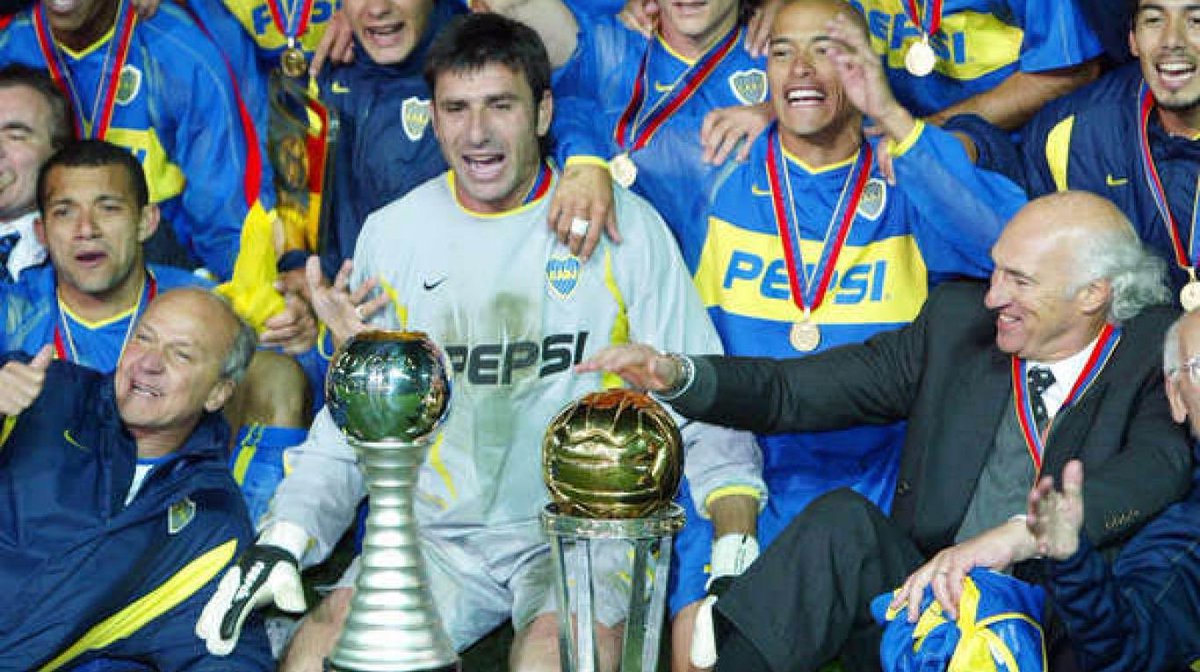 PlanetaBoca's tweet photo. 🏆 #Boca sigue siendo el último campeón del mundo argentino. 
#NoEsParaCualquiera https://t.co/9mMQ5ggAbb