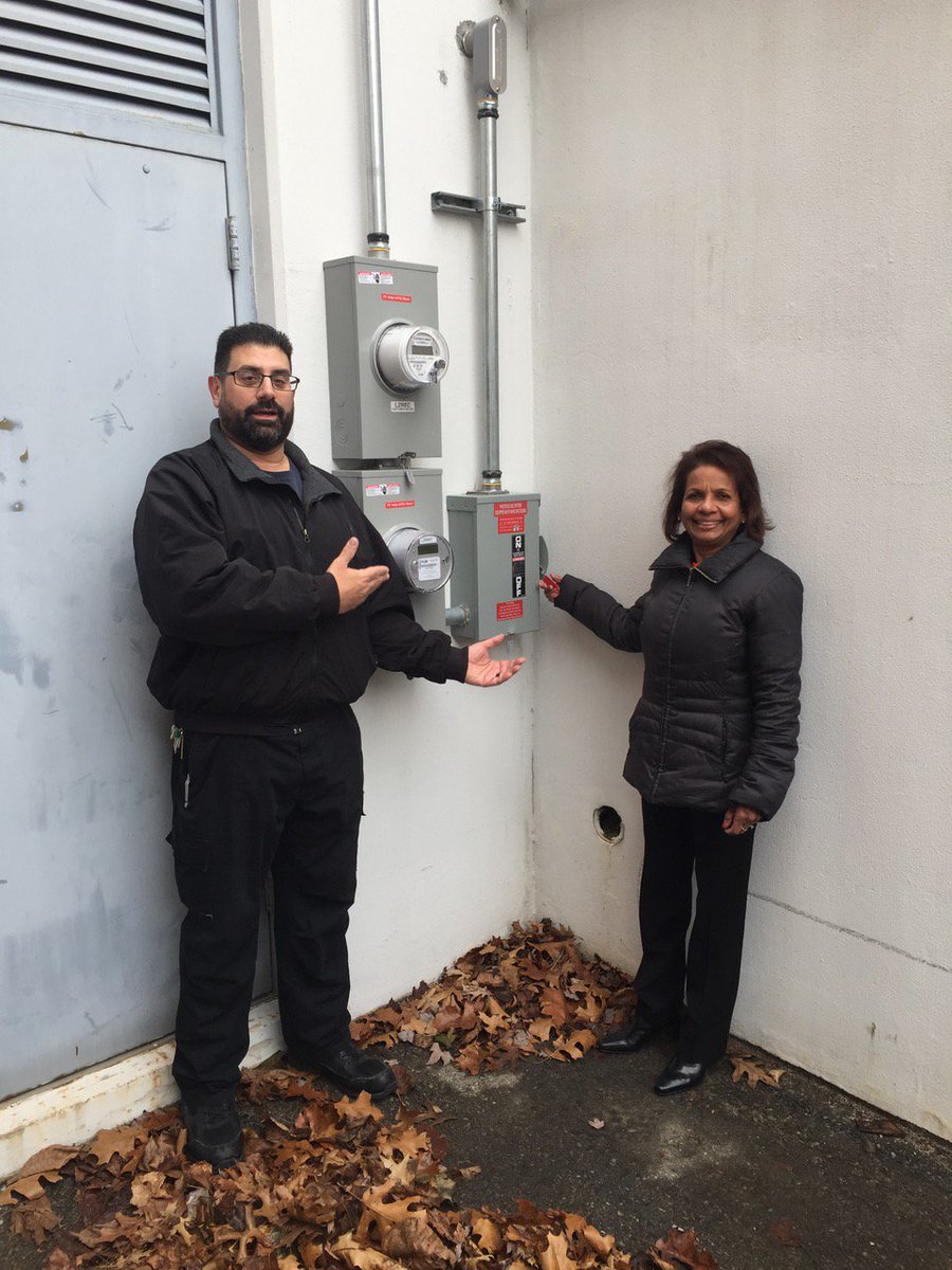 mhrdevelopment's tweet image. We are excited to see the panels are energized @ssnd_am! Just in time for the days to start getting longer. @CTGreenBank #solar #wilton #sustainability #fairfieldcountry