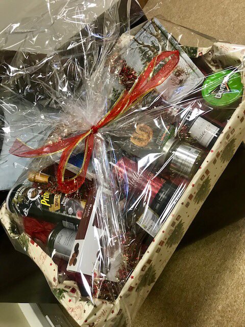 blackmintser's tweet photo. 🎄☃️🎁 Today This Lovely Lady Received Our Christmas Hamper Giveaway 😄 https://t.co/rld9K6lqNK