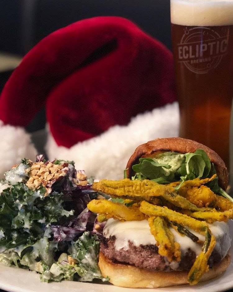 EclipticBrewing's tweet photo. #burgertuesday gets us into the spirit! 🎄Today’s special includes NW Beef + Scallion Pesto Aioli + Goat Cheddar + Arugula + Fried Scallions + Potato Bun. #holidaywishlist https://t.co/AOCNR4sedv