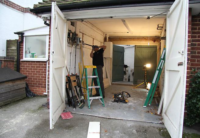 handpickedlocal's tweet image. @bespoke_cinemas | Multi-Award winning installation company with a dedicated cinema &amp;amp; smart home showroom #fromconceptiontocompletion #wetherbyhour