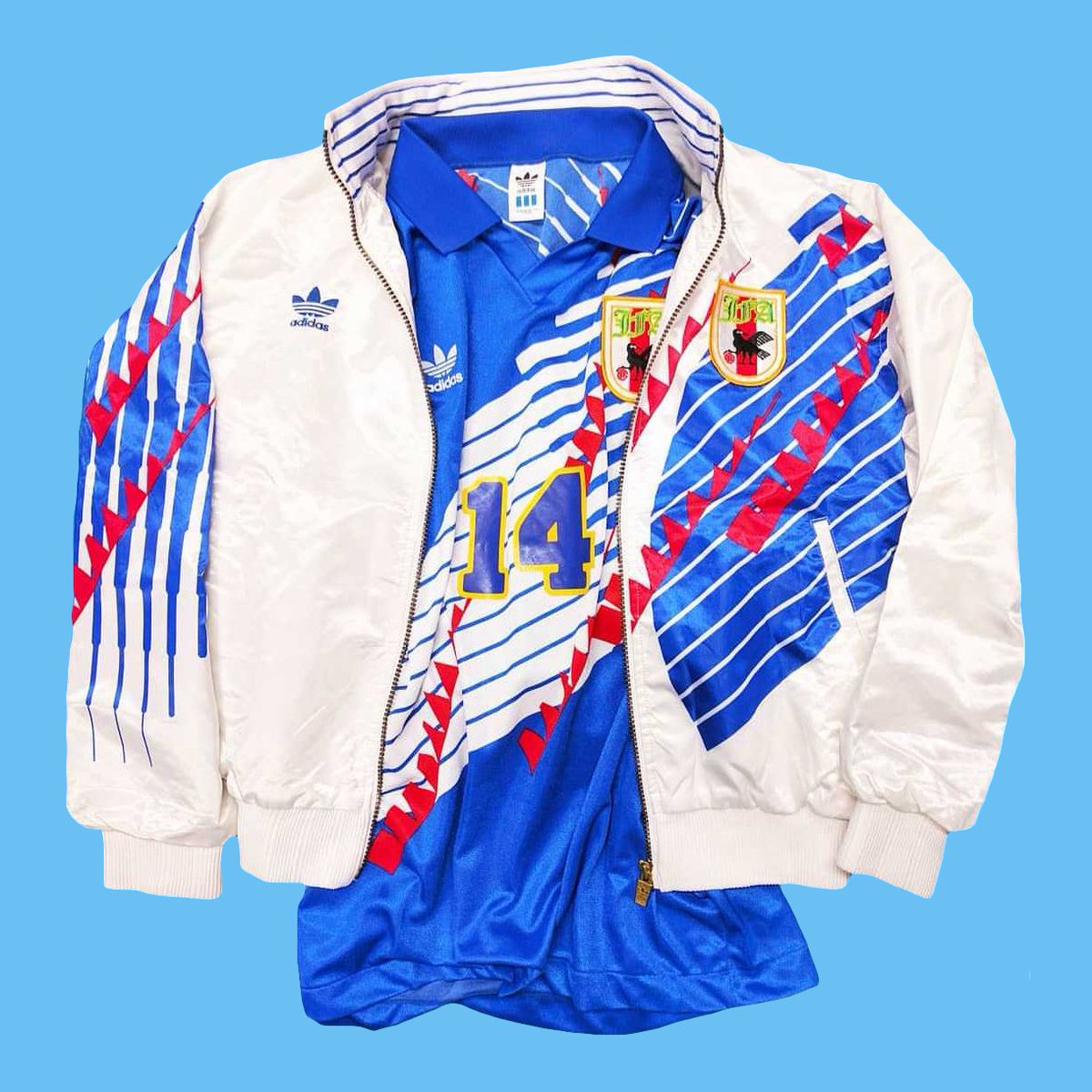 hogar Indígena labios Classic Football Shirts on Twitter: "Japattern Incredible Adidas jacket to  match the home shirt with the beautiful pattern that was worn by Japan from  92-96. The design actually belonged to the Japanese