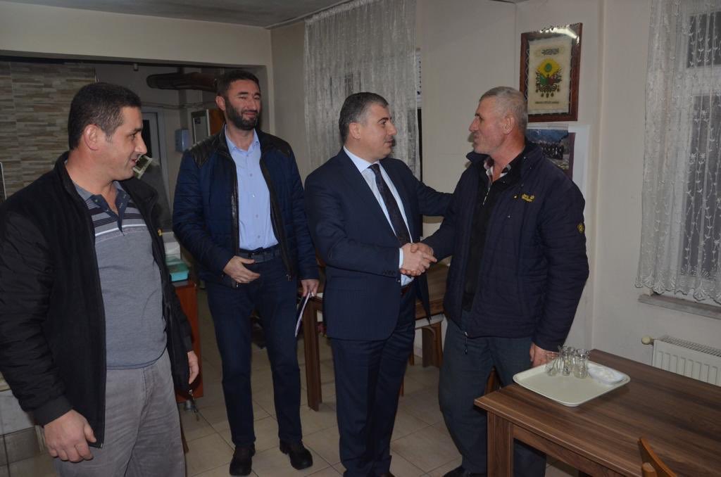 hakan_kuscuoglu's tweet photo. Sallar Mahallesi Muhtarımız Sayın Ahmet SEVİKOĞLU’nu ziyaret ettim. Mahallemiz ile ilgili notlarımı aldım. https://t.co/Yp2PdqPLdA