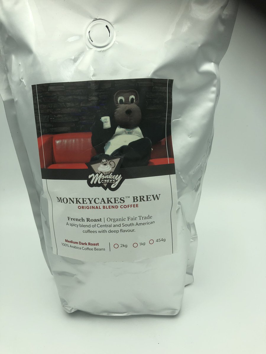 Monkeycakes_CA's tweet photo. Everyone likes getting coffee for Christmas! Even grumps. So...if ya know one...
#monkeybrew 🐵☕️ https://t.co/WPHzGMdIZt