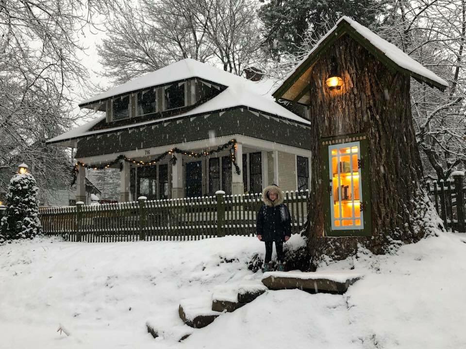 This is my cousin’s new little neighborhood library in Coeur d’Alene. She had to remove a 100-year-old tree and made good use of the stump. Isn’t it cool?