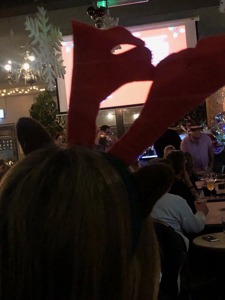 SimpkinMatt's tweet photo. #westbourne2018 the person in front has too much horn. #imhornyhornyhornyhorny https://t.co/CQLzKLSNmQ