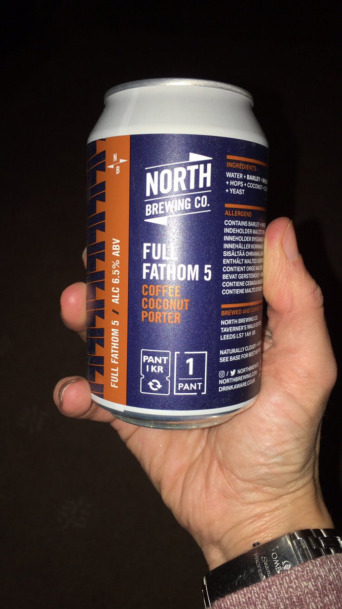 mjoyeux's tweet photo. Such a good beer today! Two of my favourite things: coffee and coconut! @TheBeerHawk #xmascheers https://t.co/8hJ56Jrdhh