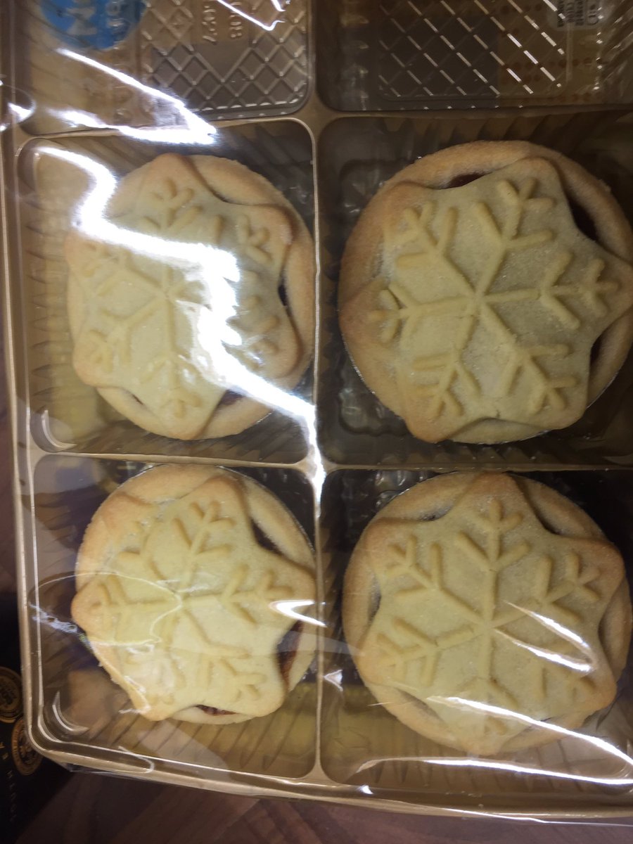 Helen Saddler tweet media