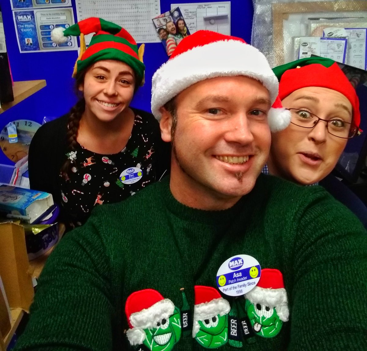 Christmas in llansamlet! With Elen and one nutty Nettie!