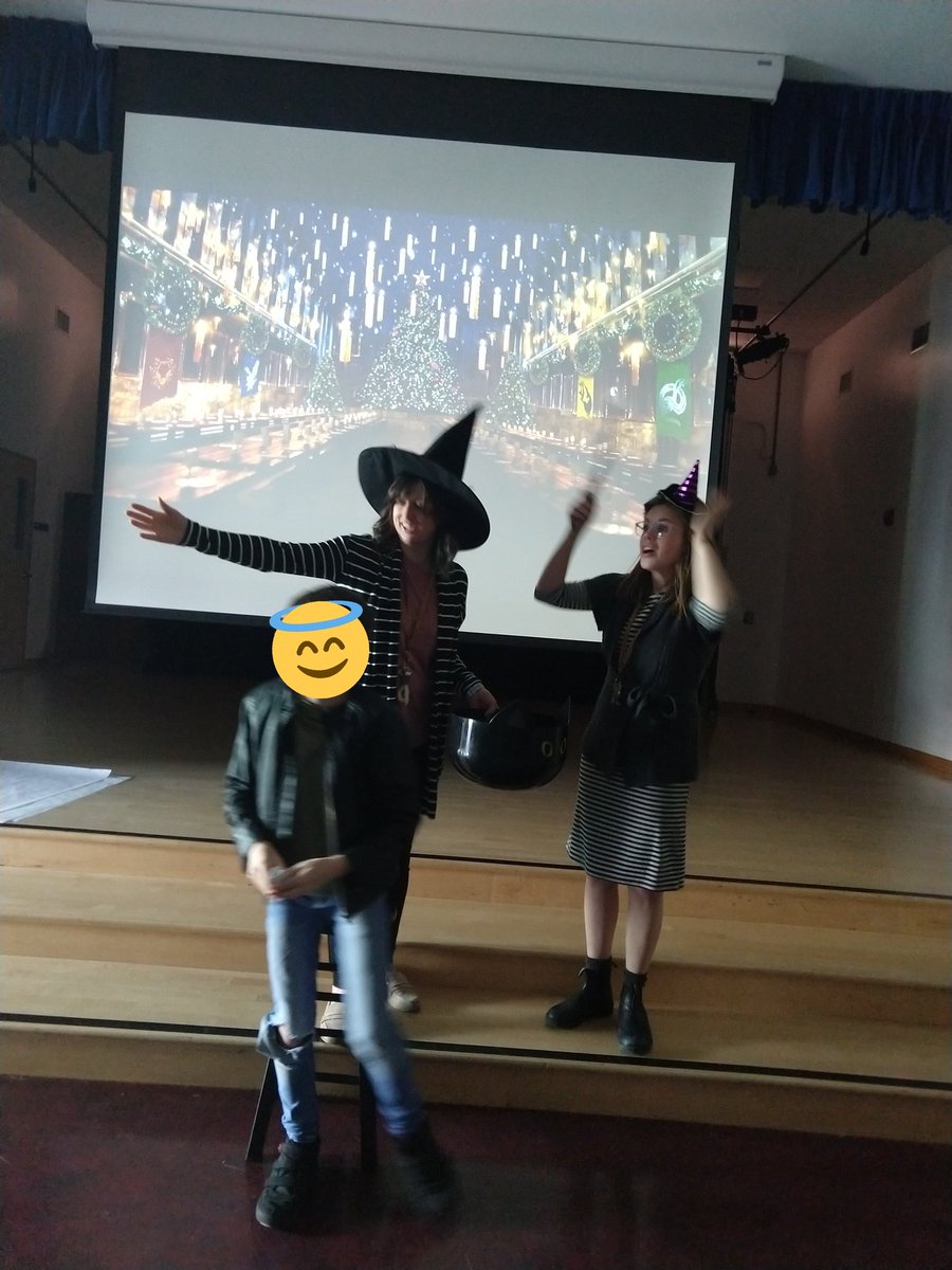 GardnerGrizzly's tweet photo. A most creative way to form random groupings  across  the 4th grade AND build community. @Leinenbach4th @MsAxley https://t.co/jRkRFxaC0k