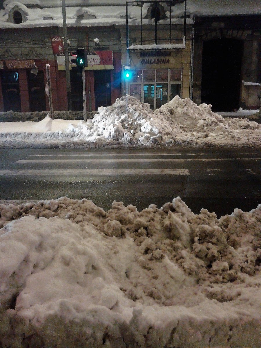 DSZrenjanin's tweet photo. Samo #bezbeDNO #zrenjanin #sneg https://t.co/p9aK5B70pq