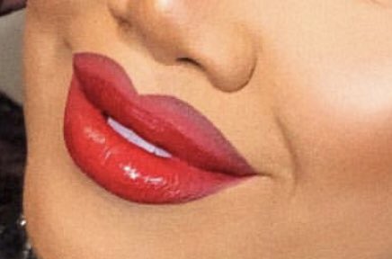 Overlined lips on sale