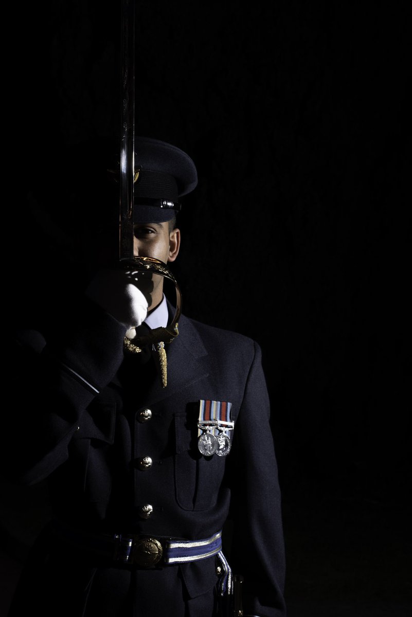 8byMidnight's tweet photo. I’ve been quite inspired by @HannahCouzens #OneLight work for some time. Therefore I present to you all, #OneSpeedlight from my friend’s graduation.
@RoyalAirForce https://t.co/qjYvM40tAH