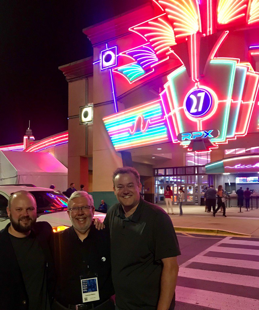 A very happy birthday to the great Leonard Maltin! Watching movies with he and Jessie was the highlight of my year. 