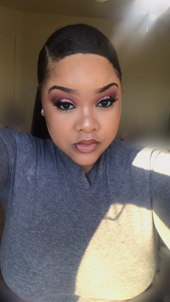 deethemusee's tweet photo. Loving this burgundy purple look 😻 #deethemuse #makeupct #getintoit #share #thisisjustthebeginning https://t.co/d3j8RmoTma
