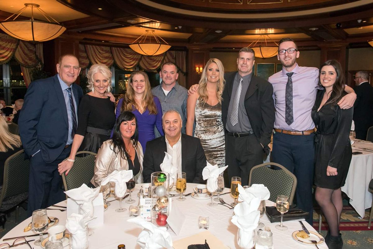 ParamountHFX's tweet photo. Good times at #LawenGroup's Annual Christmas Dinner w extended family members from Paramount &amp; Dexel. 
See more wonderful pics on our Facebook page. (Photos Michelle Doucette.)
A BIG Thanks to each and every member of our team...
#Halifax #ParamountManagement #444rent
#LawenGroup https://t.co/sNvguP6b1a