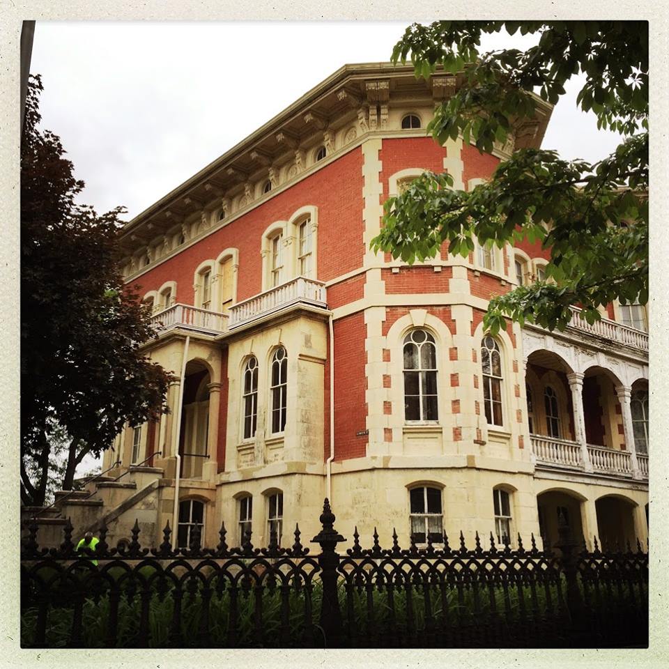 IMCNHA's tweet photo. Discover the beautifully restored decor, living quarters and art kept in the historic Reddick Mansion, located in the heart of downtown Ottawa today!  Visit https://t.co/pXF2FRP5fW for more information https://t.co/trTW9GDwxz