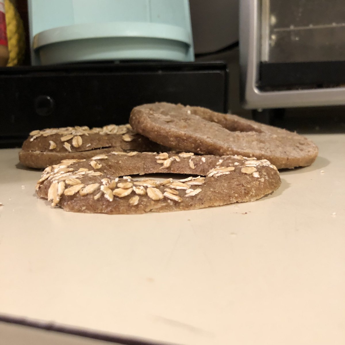 missfittness's tweet photo. @panerabread how is this a bagel? It’s 1/2 inch thick and raw on the inside. #thumbsdown #thanksnothanks #panerabread https://t.co/fwpUn9a65y