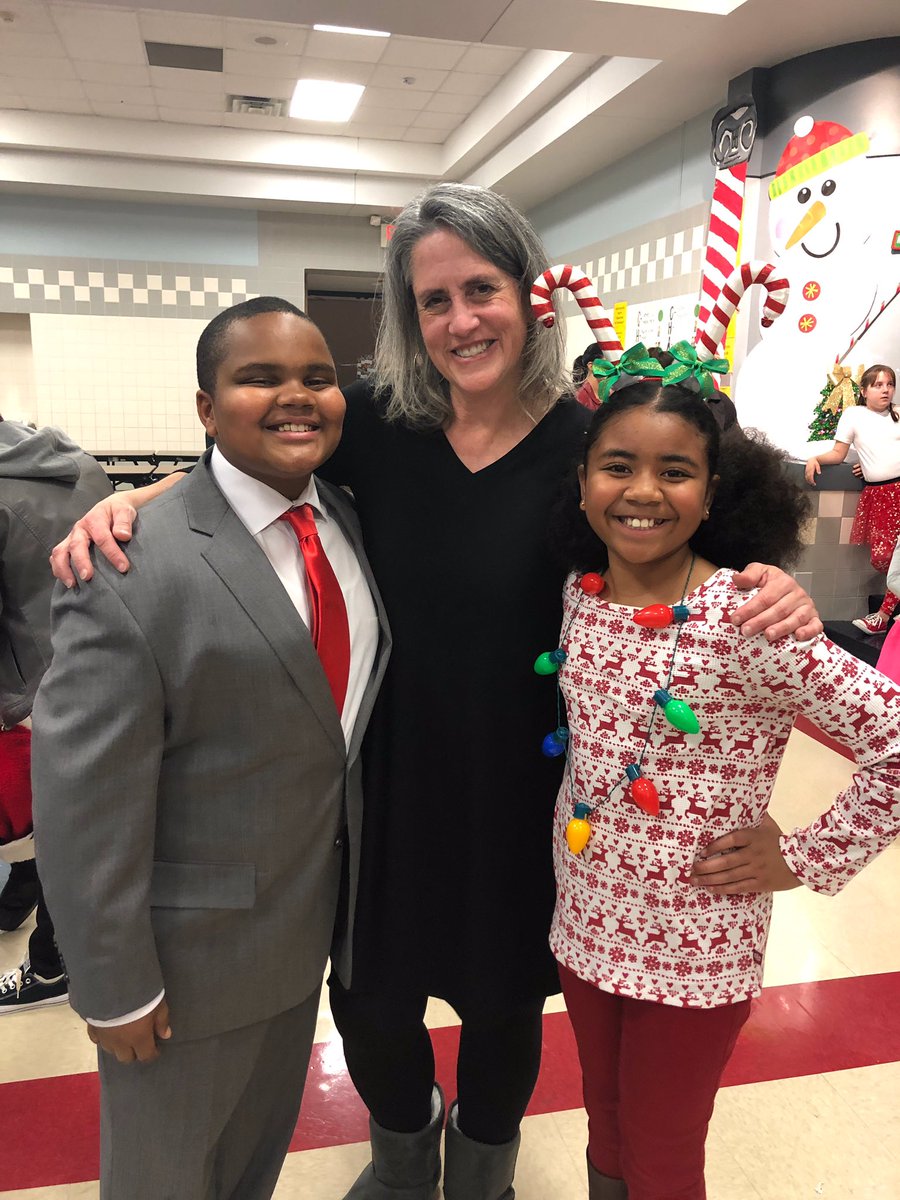 macch12's tweet photo. Our 2018 revival of “Holly and the Ivy League” was a success! #ACFTmusic #ACFTchorus @DanceWithJohn @rogeremerson14 https://t.co/Io4y39P9Ne