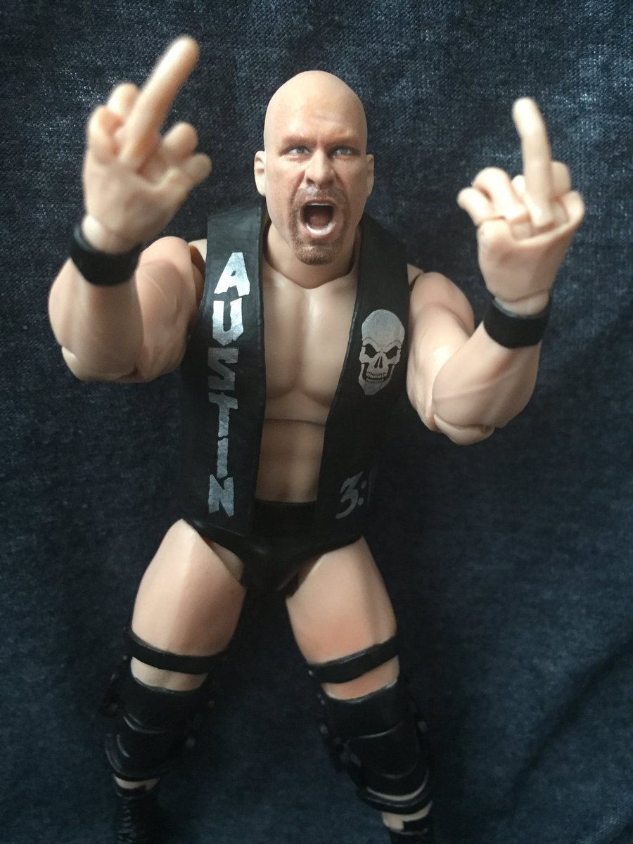 ToyStoragePeru's tweet photo. Happy Birthday @steveaustinBSR!!! LEGEND!! Give me a cake yeah!!! 🎂🎊🎁🎉🎈#WWERaw #WWENetwork #attitudeEra https://t.co/oMOIXzPEfm