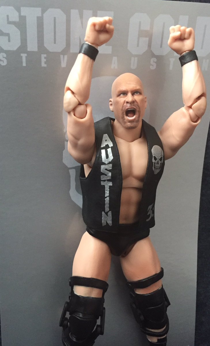 ToyStoragePeru's tweet photo. Happy Birthday @steveaustinBSR!!! LEGEND!! Give me a cake yeah!!! 🎂🎊🎁🎉🎈#WWERaw #WWENetwork #attitudeEra https://t.co/oMOIXzPEfm