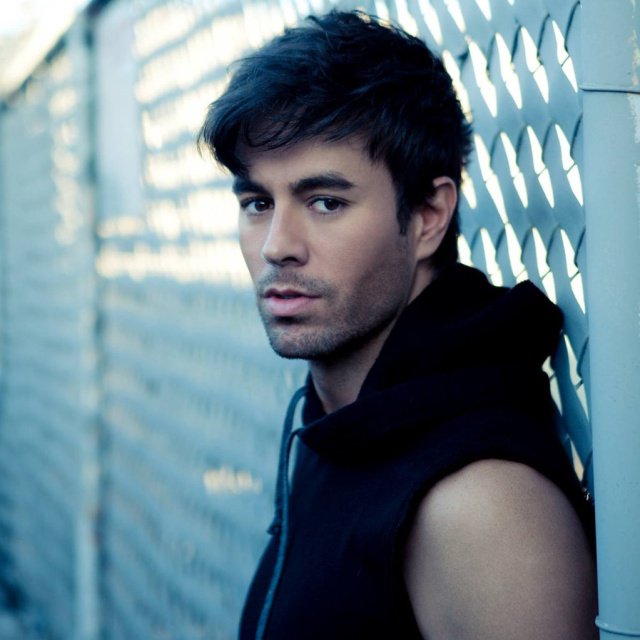 SoyRosendG's tweet photo. 🎶🎶🎶El ganador de la votación de hoy es @enriqueiglesias así que disfruta de 30 minutos de sus éxitos en @VisionStudiosFM #FusionPop 🎶🎶🎶https://t.co/IWI34OtiDD 🎶🎶🎶 https://t.co/F2T8HmR8Be