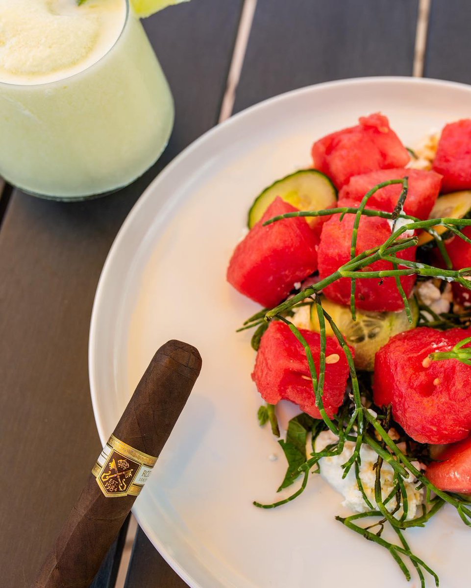 How's this for a sweet finish? A nice, comfortable evening relaxing in a swanky cigar lounge enjoying a Cuban legacy in #KeyWest. That's what up at <a href="/rodriguezcigars/">Rodriguez Cigars</a>: fal.cn/rATG

#UnlockTheKeys #LoveFL #IslandTime #cigars #lounge #travel #vacation #TravelTuesday