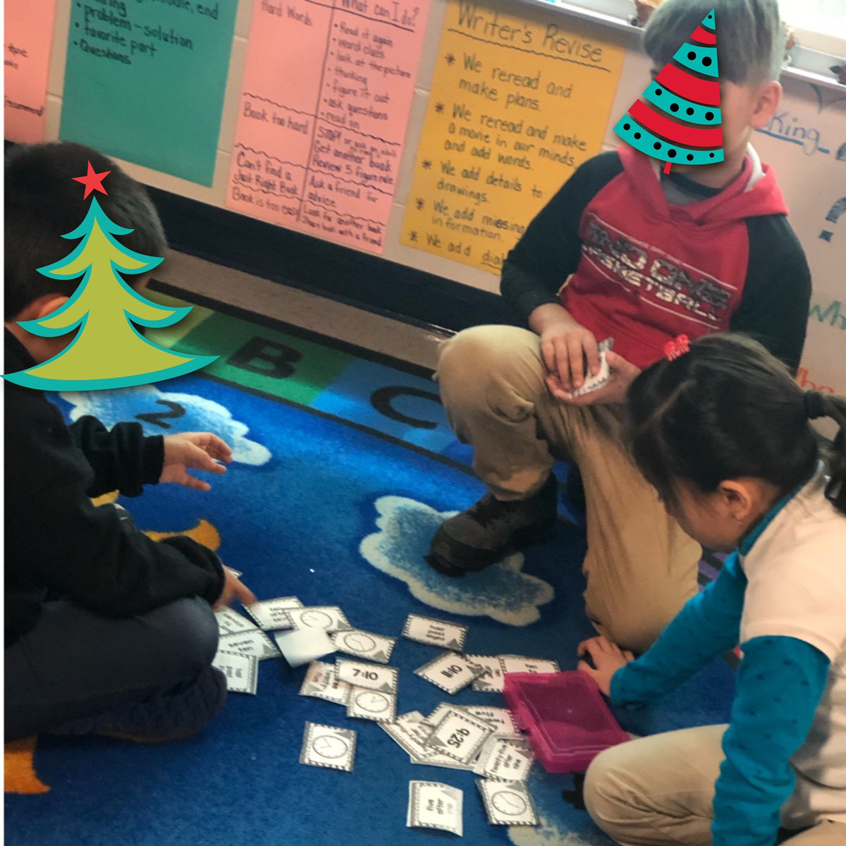 Cass_Francois's tweet image. Math centers this week are centered around time. Working with analog and digital clocks. Learning to work together and support each other’s learning. #teachingthings #teacherlife #secondgrade #mathcenters #learningfun #soaringcomets @CannellaElem