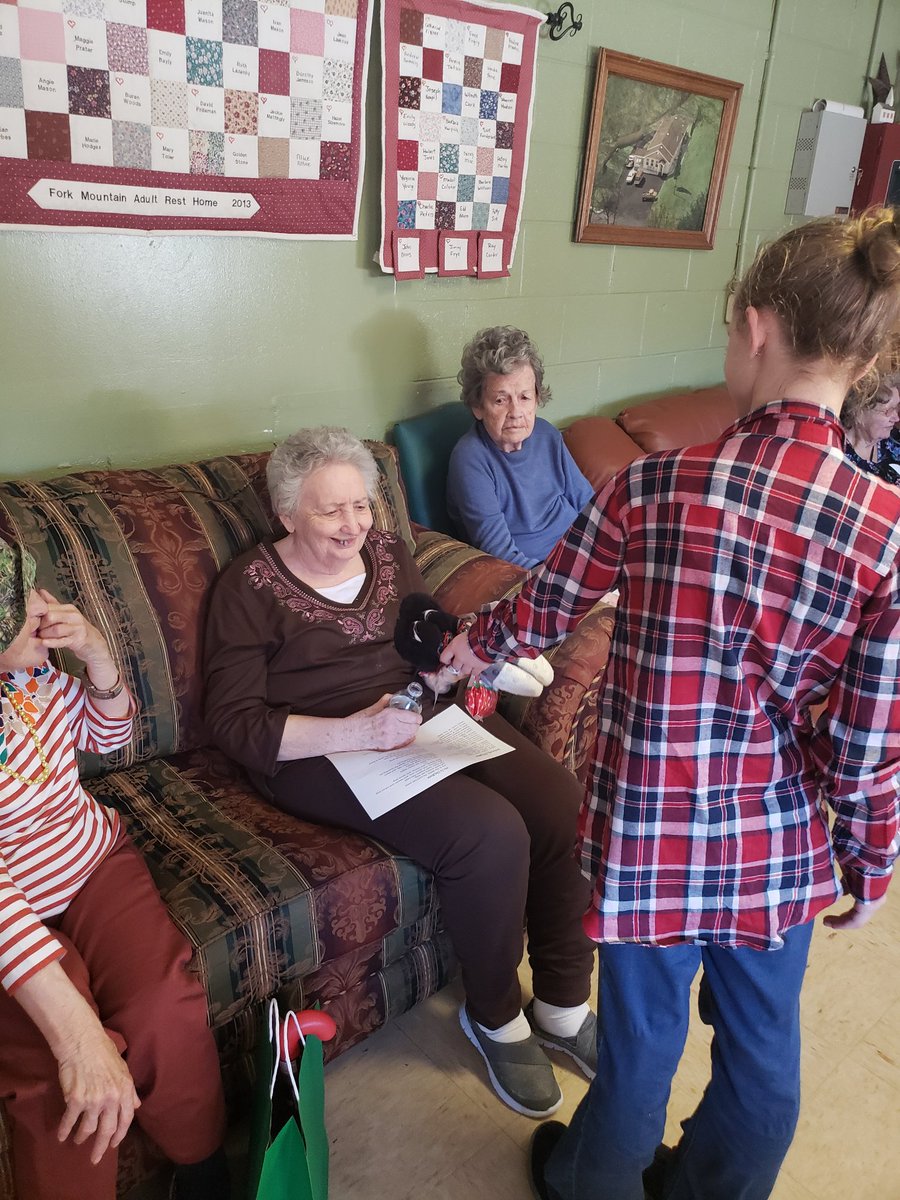 Sontag Stars tweet media