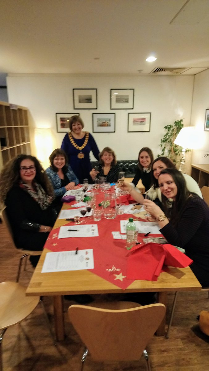 Thank you to everyone who came to   my Charity fundraising Wine Tasting  last night at Campus West. Excellent tutorial by William who works at Fullers Brewery.  A really enjoyable evening.