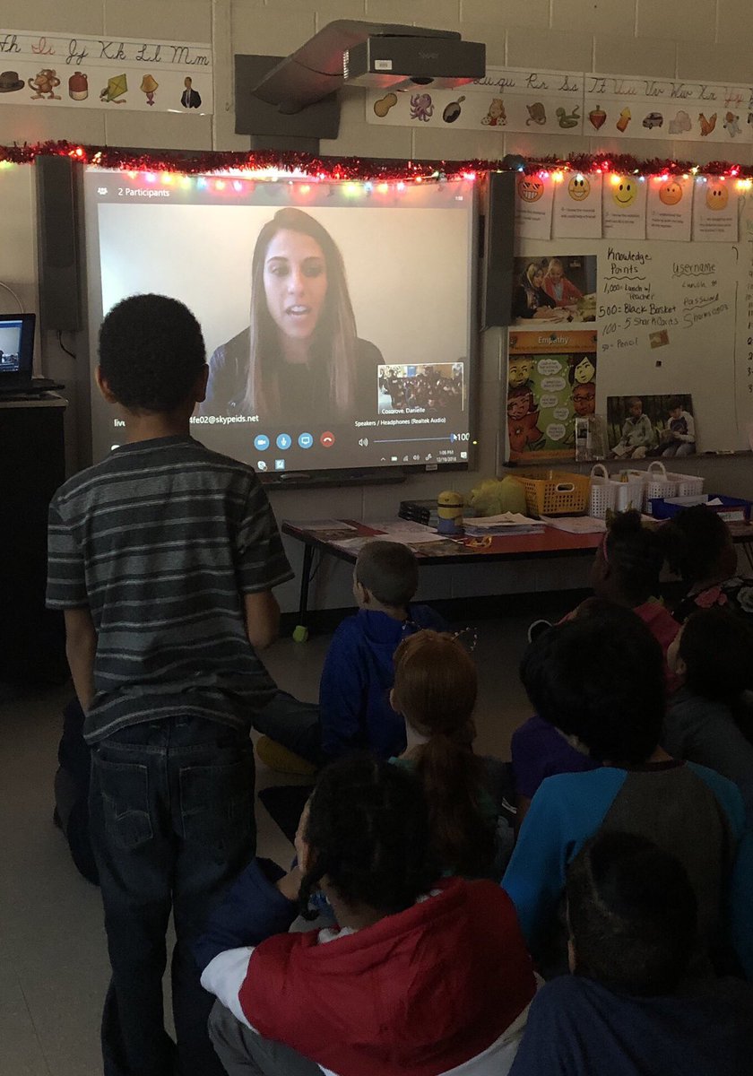 finestone_emma's tweet image. Today I Skyped with Mrs. Cosgrove's 3rd graders at Silver Run School answering their questions about finding stone artifacts and fossils in Kenya. They had so many good questions! If you’re a scientist I definitely recommend signing up for @SkypeScientist #SkypeAScientist