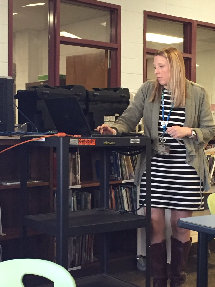 Thanks for sharing SWAY with us today <a href="/GoShapiro/">Abby Shapiro</a> ! Can’t wait to share this tool with my students! <a href="/BarnwellPD/">Lifelong Learner</a>