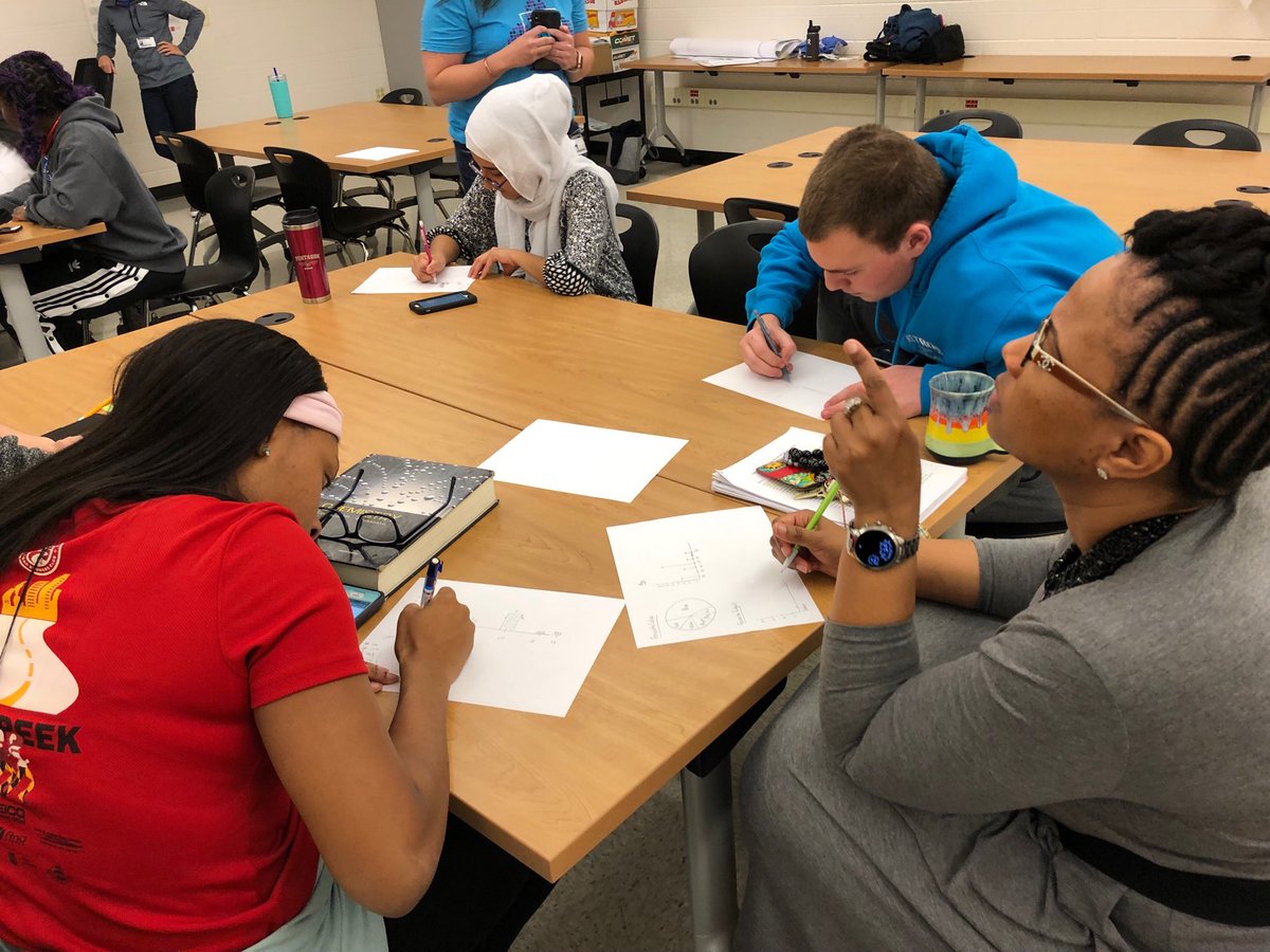 Data Experts, <a href="/BFongData/">Brittany Fong</a> and @Emily1852 of @DataPlusWomen, visited GHS today to conduct a workshop on #dataviz and the pathways that can lead to a career in Data Analytics.