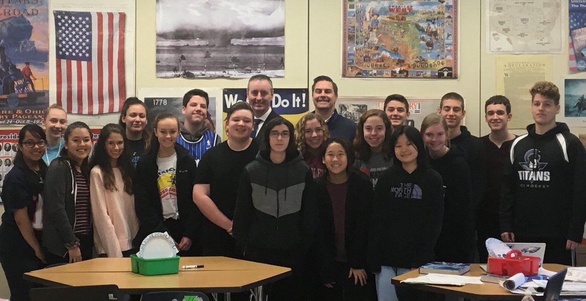 A huge thank you to <a href="/RepBrianFitz/">Rep. Brian Fitzpatrick 🇺🇸</a> for visiting <a href="/CBTamanendMS/">Tamanend MS</a> to be interviewed by students for their <a href="/StudentCam/">StudentCam</a> projects! They learned a ton! #cbsdtech