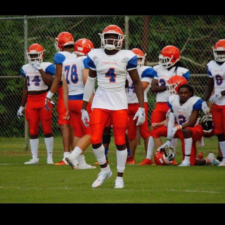 Coach2Bless's tweet photo. Recordbreaker @DevanteGlover04 has been selected to the All big Bend first team. This kid is a smart aggressive bug defensive back. Standing at 6’0 190 pounds he plays the game with the most passion. His recruitment is wide open. @Bigtanktv @Dirtroadrecruit @larryblustein https://t.co/ZACLG5BYWB