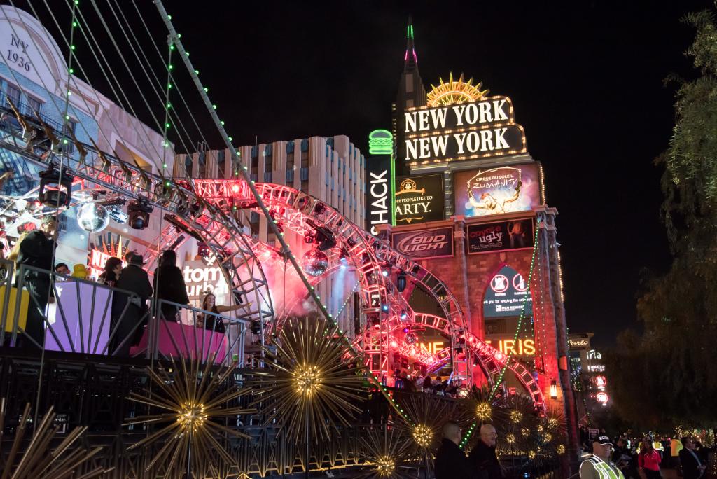 It's the bridge bash you won't want to miss! Make us your top destination for your #NYE night!