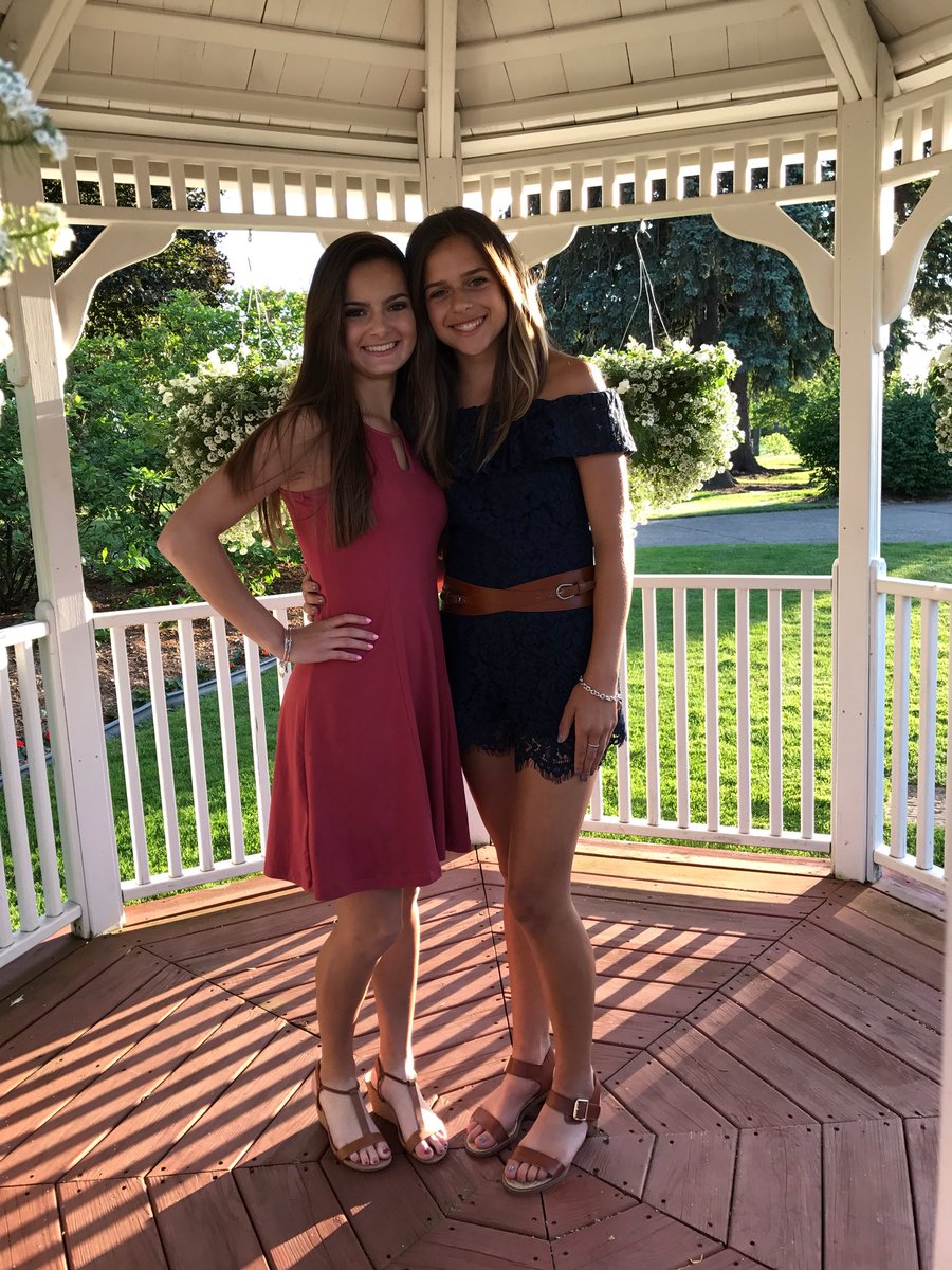 Lauren Merkel tweet media