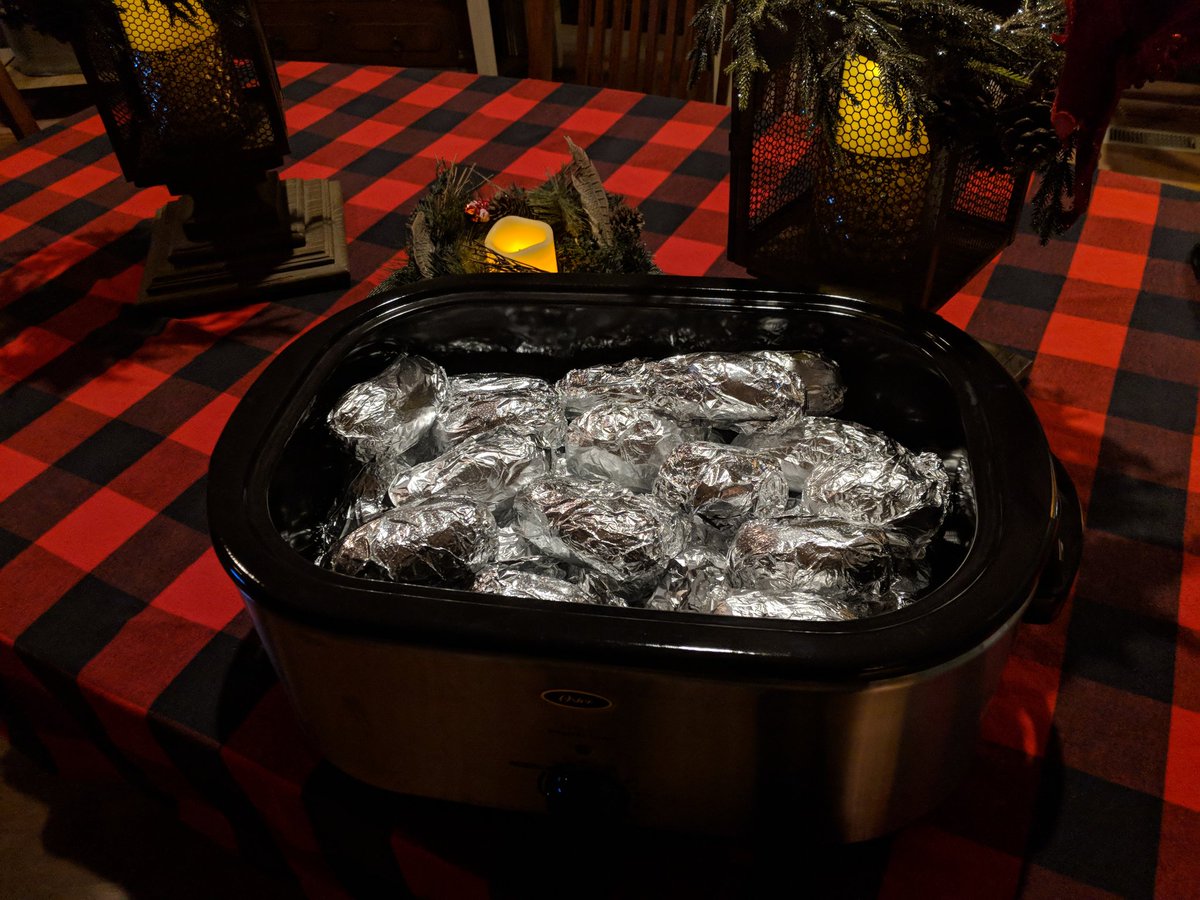 ErffmeyerMindy's tweet photo. How do you show your staff holiday appreciation? Nothing says thank you like 20 lbs. Of potatoes for spud bar at lunch https://t.co/XrId2oSzcd