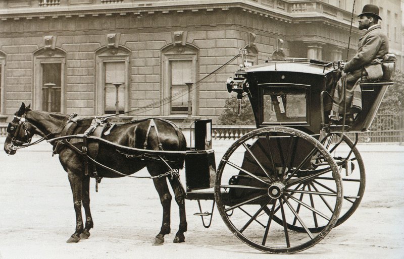 ストランド版 シャーロック ホームズ ホームズの足 ハンサム 馬車 シャーロック ホームズにはさまざまな種類の馬車が出てくる 馬車の名前は 単に構造を示すだけはなく社会的なシンボルでもあるので なぜある場面である馬車が出てくるかを考えると奥