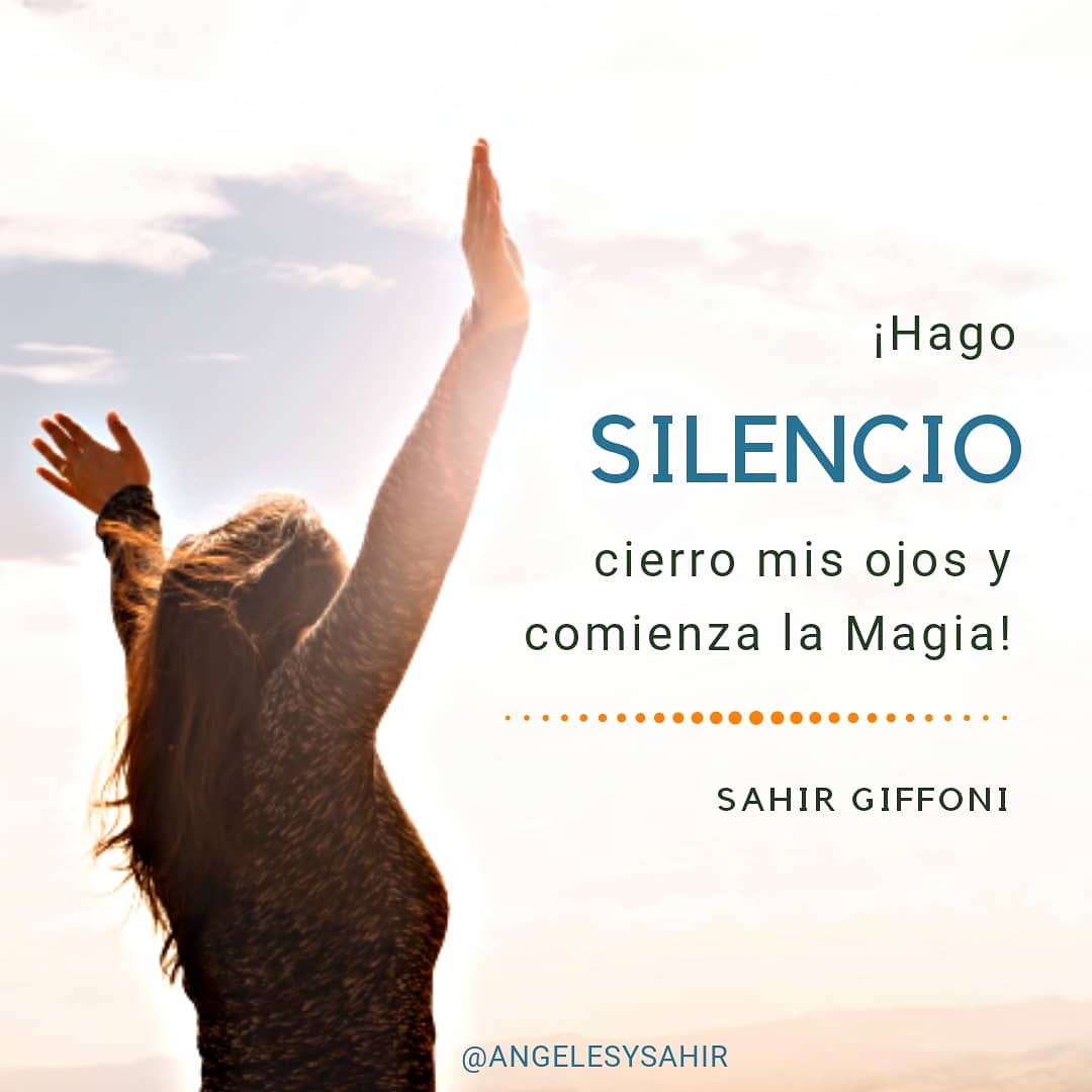 AngelesySahir's tweet photo. ¡Hago silencio, cierro mis ojos y comienza la Magia!

Sí, así es. Cuando necesito escucharme, cuando quiero crear, cuando necesito guía, cuando quiero paz. Estos tres sencillos, gratuitos y placenteros pasos, son lo que necesito para lograr centrarme y escuchar mi voz interior.💫 https://t.co/OdUZ3gw5Mq