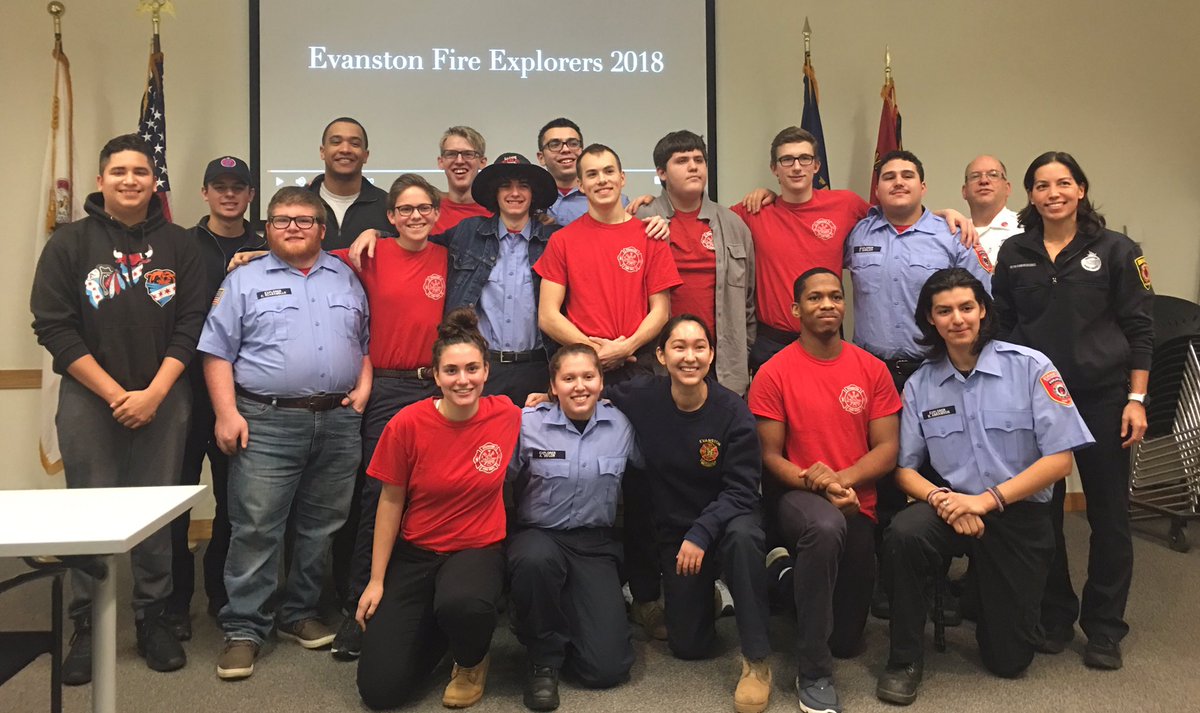 EvanstonFD's tweet image. Congratulations to the EFD Fire Explorers Class of 2018! Special thanks to program director FAO Megan Kamarchevakul. Job well done! #FireExplorers