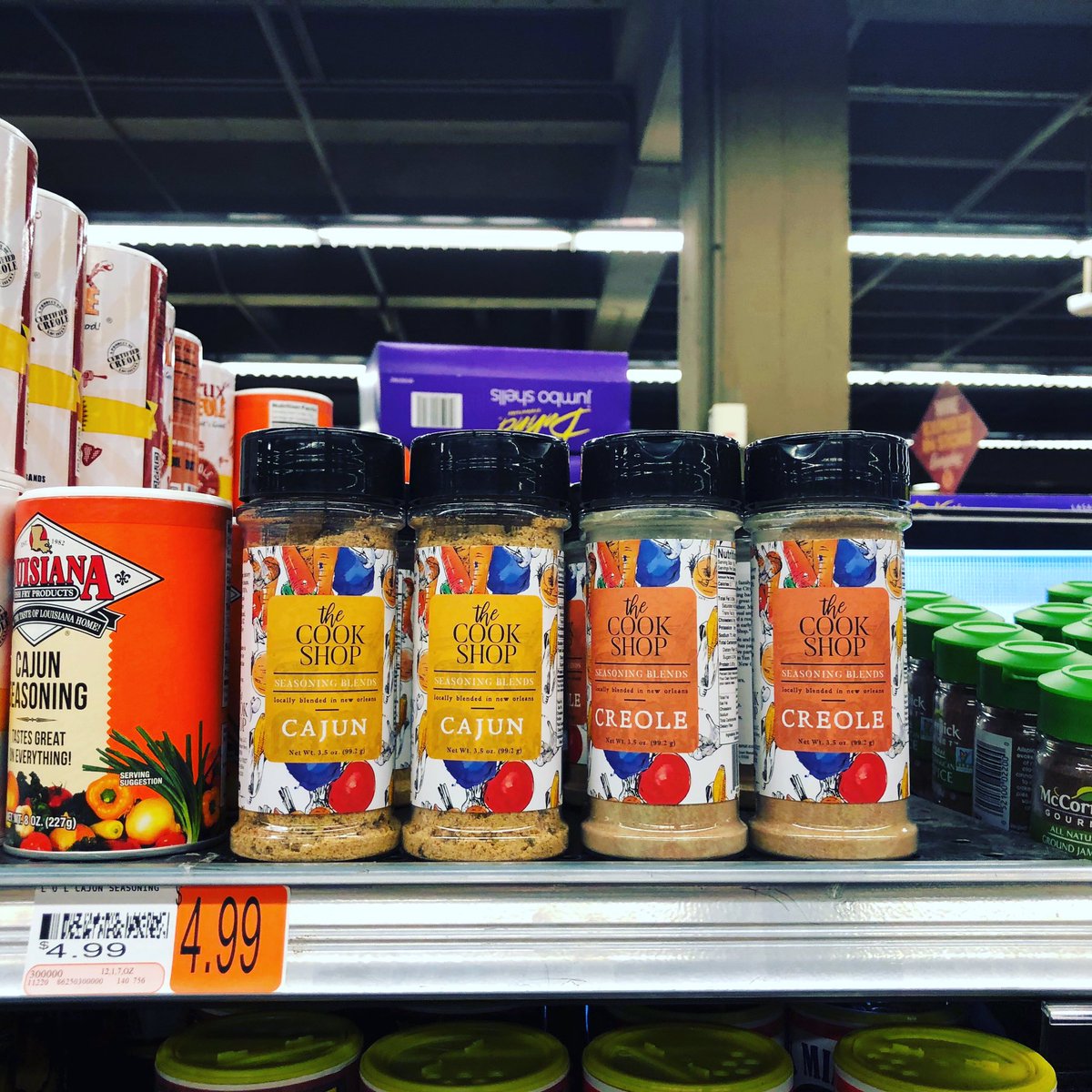 connoisseuring1's tweet photo. ROUSE’S BARONNE STREET!!!
It’s on the shelf!!! Distribution is happening now. The Cook Shop Seasonings will be on the shelves in all 65 stores by Christmas Eve!  Go out today and get yours!
#Creole #Cajun #Cooking #NewOrleans #NOLA #Rouses #TheCookShop #ACasualConnoisseur https://t.co/rmzngLqVGU