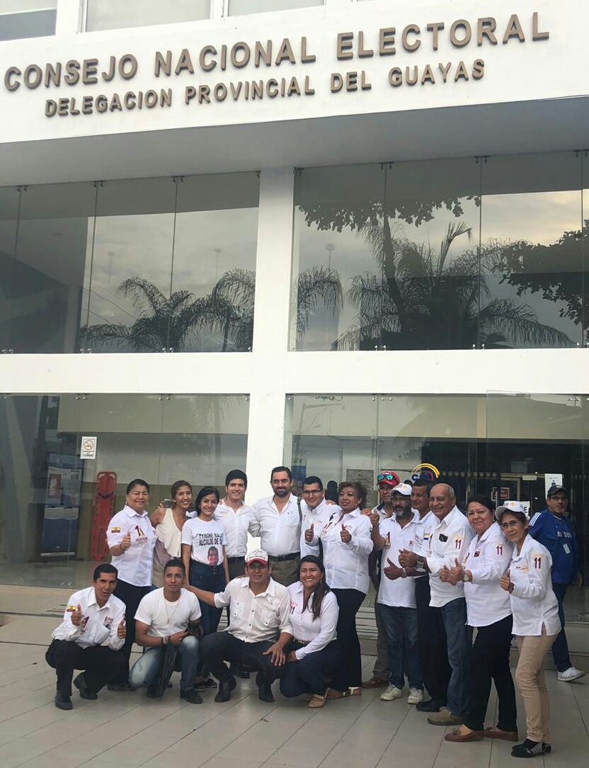 TyroneBajana's tweet photo. Después de cumplir con todos los requisitos que indica el Código de la Democracia hoy realizamos la inscripción de nuestra candidatura a la Alcaldía de #Daule Lista 11 @MovimientoJS_Ec @JimmySalazarG @florcis_paredes @dorisZetimar @aycazam @PABLOJIJON @TatayFrancis @jvillegas84 https://t.co/30s7MuHpQc