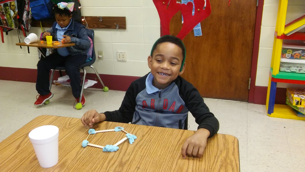 griffis_ms's tweet photo. Thank you to my students for having a great time making 2D &amp; 3D shapes for STEM! Grade K @EaglesGrant @GrantPrincipal https://t.co/bOqXheSK4W