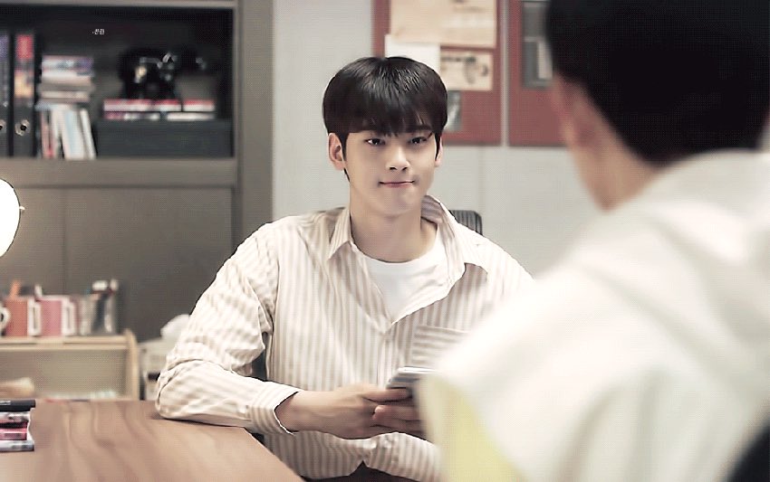 aloha_rohaa's tweet photo. 과수원이 사랑하는 입꾹꾹이(라고 쓰고 입술이 귀여운 이라 읽는)모먼트🥰❤ https://t.co/D4E2BsusGv