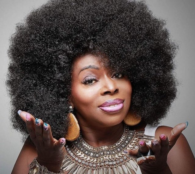 Happy Birthday Angie Stone
1961 12 19                   57 