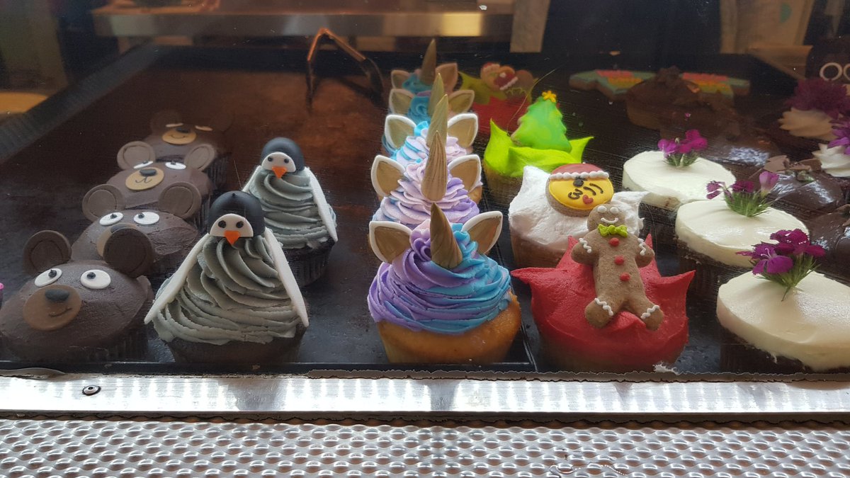 JuliaColdham's tweet photo. Day 4 - started off raining so we had an excuse to go to @charlysbakery #yummybiscuits #deliciouscakes #allsogood https://t.co/K9R80X03zE