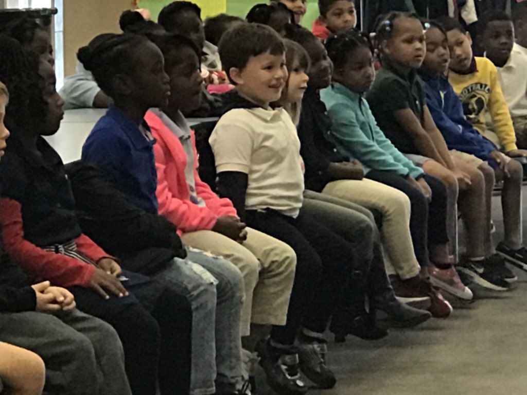 Thank you Riverside Theatre for coming and presenting Little Red Riding Hood and The Three Little Pigs to our Kindergartens I still have all the giggles in my head!! @DTEelementary 🐷 #communitypartnerships @IRCSchools #Kindergarten