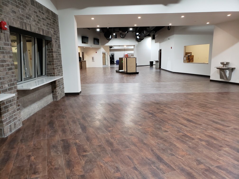 EZeeCommClean's tweet image. What an amazing job the team did at #ShootersWorld in The Villages! 
#EZeeCommercialCleaning